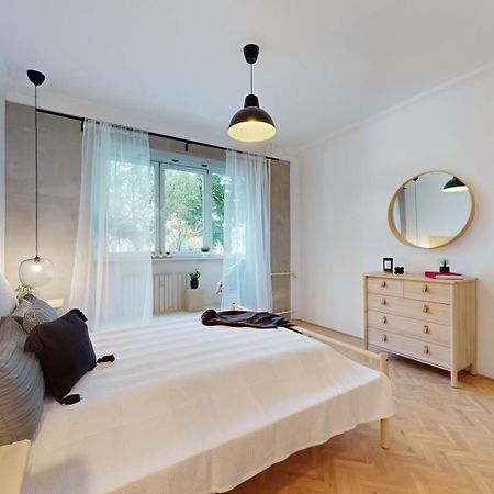 Modern 2 Bedroom Apt - Free Parking Bratislava Eksteriør bilde